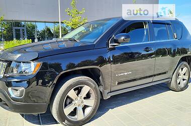 Внедорожник / Кроссовер Jeep Compass 2016 в Ровно