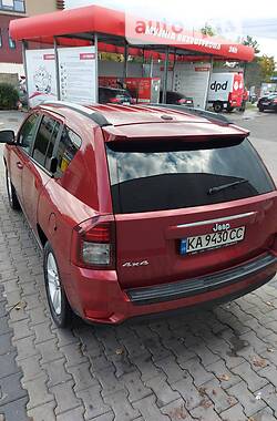 Внедорожник / Кроссовер Jeep Compass 2015 в Киеве