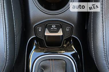 Внедорожник / Кроссовер Jeep Compass 2018 в 