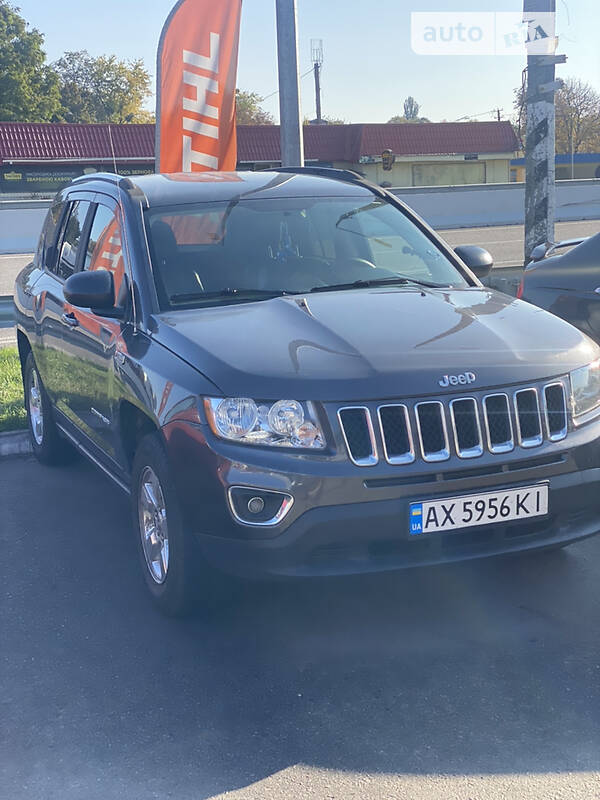 Внедорожник / Кроссовер Jeep Compass 2014 в Белой Церкви
