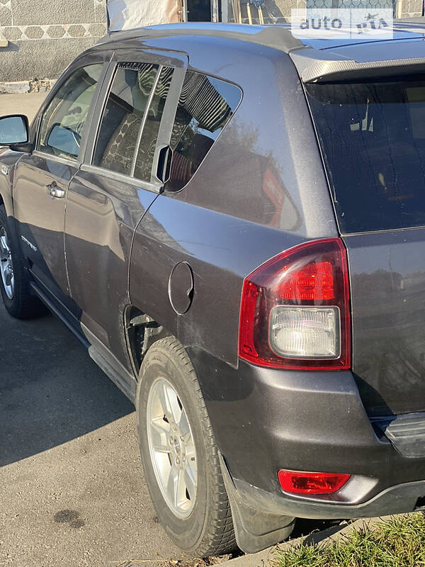 Внедорожник / Кроссовер Jeep Compass 2014 в Белой Церкви