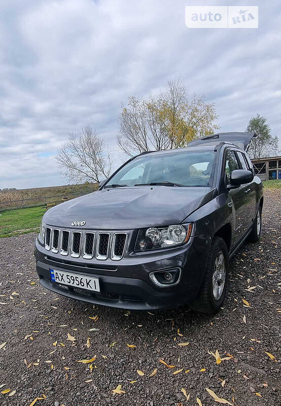 Внедорожник / Кроссовер Jeep Compass 2014 в Белой Церкви