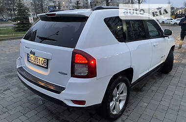 Позашляховик / Кросовер Jeep Compass 2016 в 