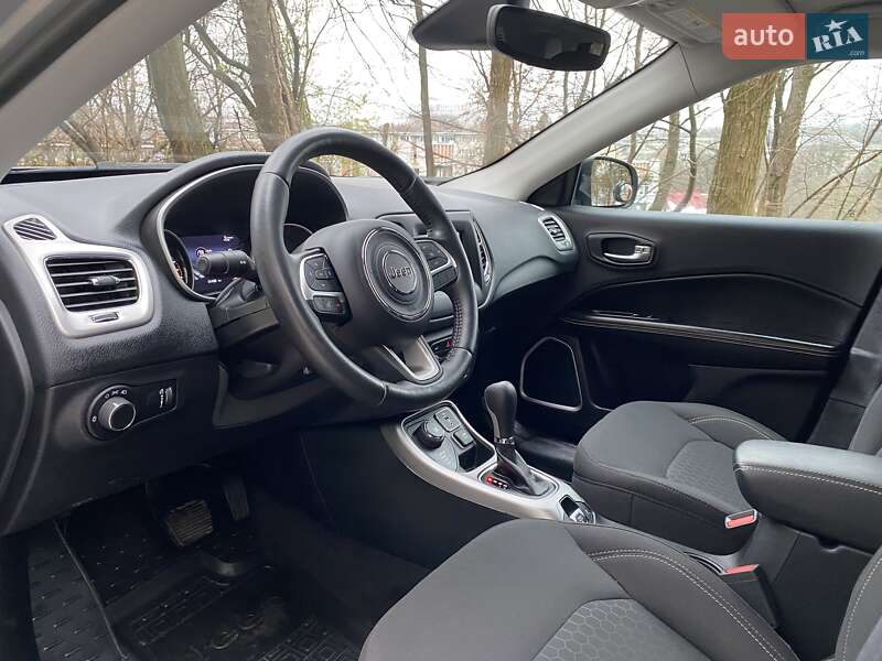 Позашляховик / Кросовер Jeep Compass 2017 в Харкові