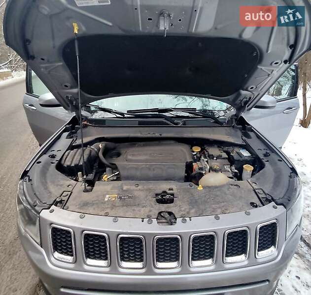 Внедорожник / Кроссовер Jeep Compass 2017 в Киеве фото 25 Внедорожник / Кроссовер Jeep Compass 2017 в Киеве