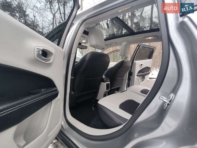 Внедорожник / Кроссовер Jeep Compass 2017 в Киеве фото 27 Внедорожник / Кроссовер Jeep Compass 2017 в Киеве