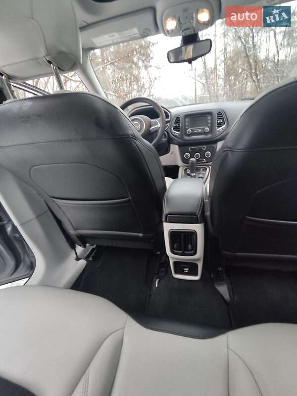 Внедорожник / Кроссовер Jeep Compass 2017 в Киеве фото 34 Внедорожник / Кроссовер Jeep Compass 2017 в Киеве