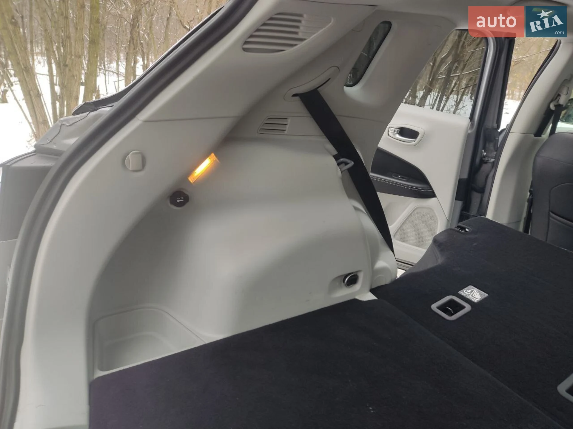 2017 Jeep Compass - мініатюра 49