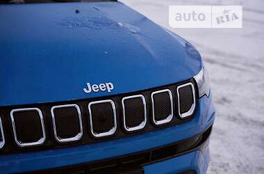 Внедорожник / Кроссовер Jeep Compass 2022 в 
