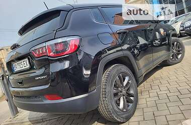Позашляховик / Кросовер Jeep Compass 2018 в 