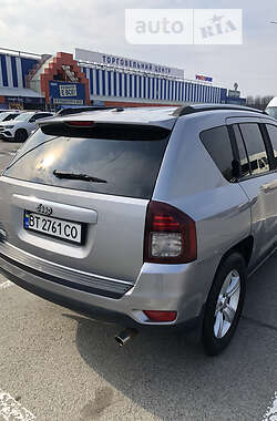 Внедорожник / Кроссовер Jeep Compass 2015 в Киеве