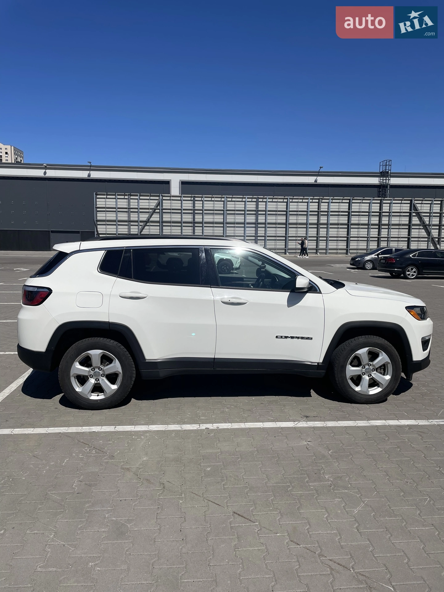 2017 Jeep Compass - мініатюра 10