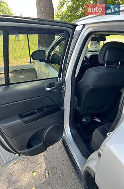 Внедорожник / Кроссовер Jeep Compass 2013 в Теплике
