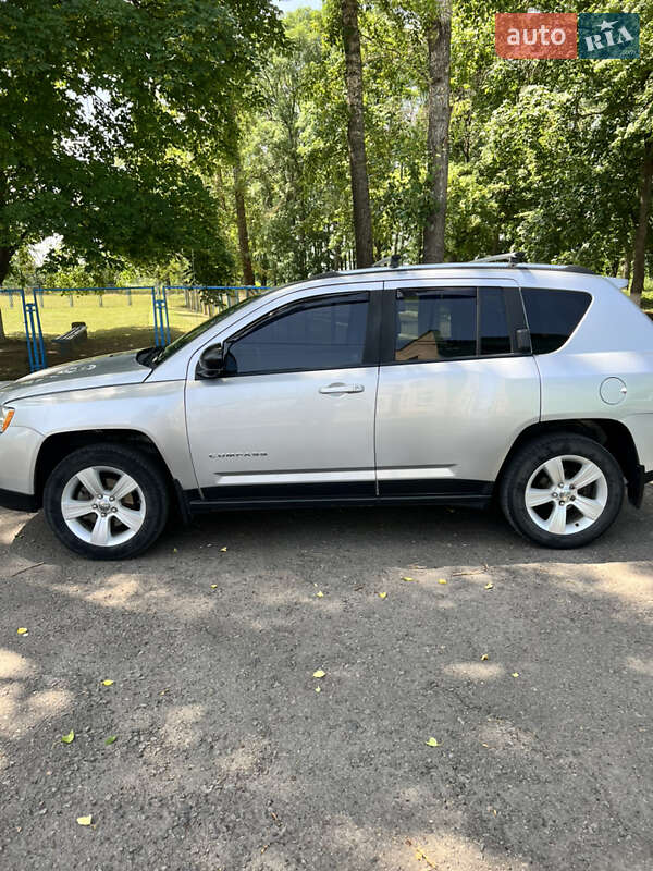 Внедорожник / Кроссовер Jeep Compass 2013 в Теплике