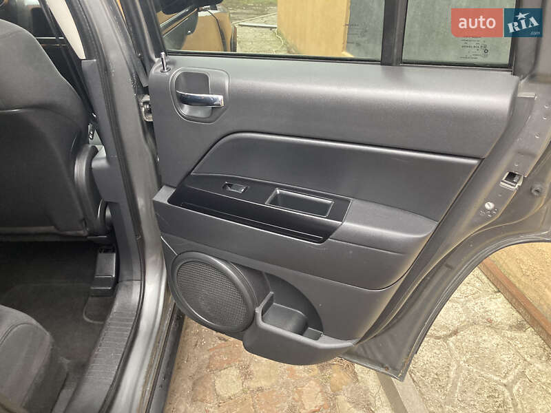 Внедорожник / Кроссовер Jeep Compass 2011 в Луцке фото 14 Внедорожник / Кроссовер Jeep Compass 2011 в Луцке