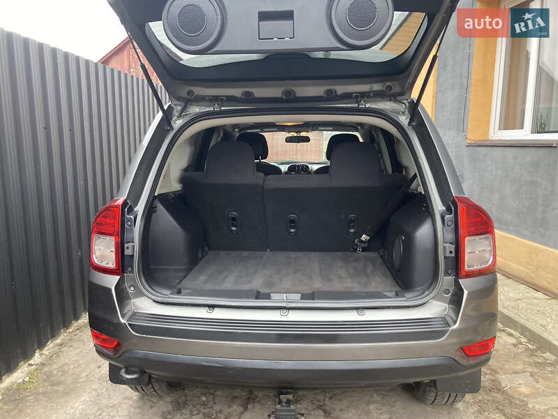 Внедорожник / Кроссовер Jeep Compass 2011 в Луцке фото 18 Внедорожник / Кроссовер Jeep Compass 2011 в Луцке