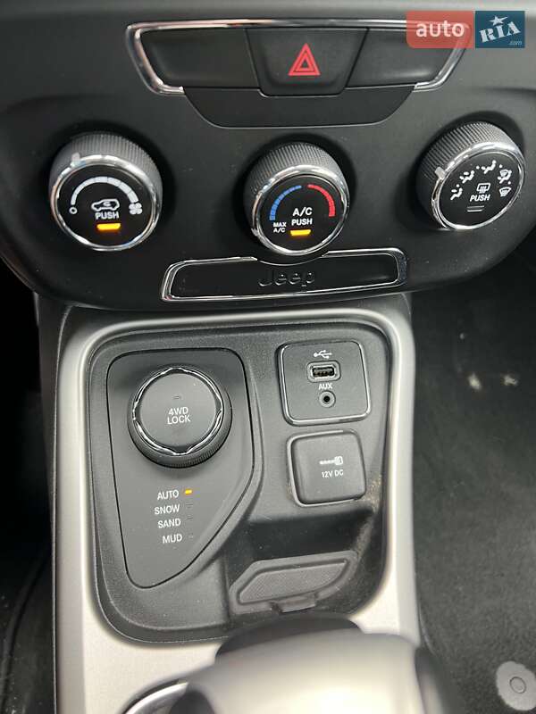 Позашляховик / Кросовер Jeep Compass 2017 в Львові фото 18 Позашляховик / Кросовер Jeep Compass 2017 в Львові