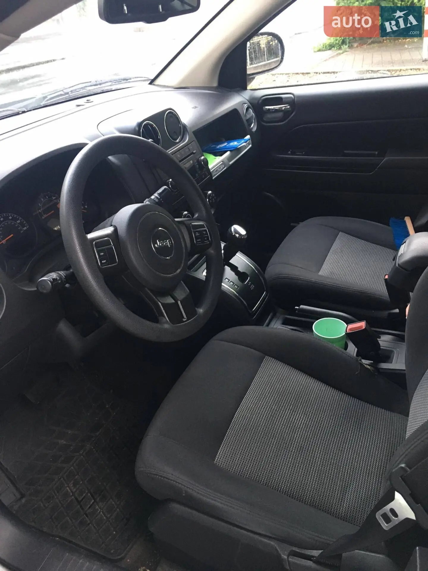 2016 Jeep Compass - мініатюра 2