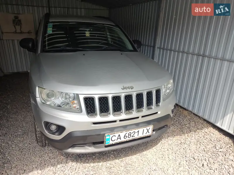 Jeep Compass 2011 VIN 1J4NF5FU0BD302034 фото оголошення 12 з 51