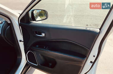 Внедорожник / Кроссовер Jeep Compass 2017 в Ивано-Франковске