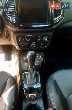 Позашляховик / Кросовер Jeep Compass 2017 в Києві