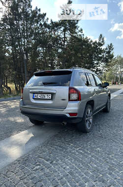Внедорожник / Кроссовер Jeep Compass 2016 в Днепре