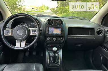 Внедорожник / Кроссовер Jeep Compass 2011 в 