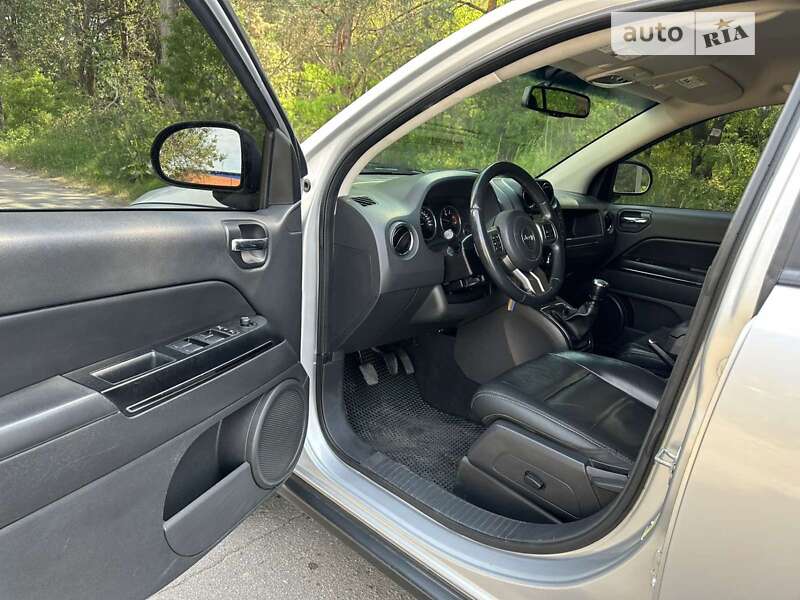 Внедорожник / Кроссовер Jeep Compass 2011 в Козельщине