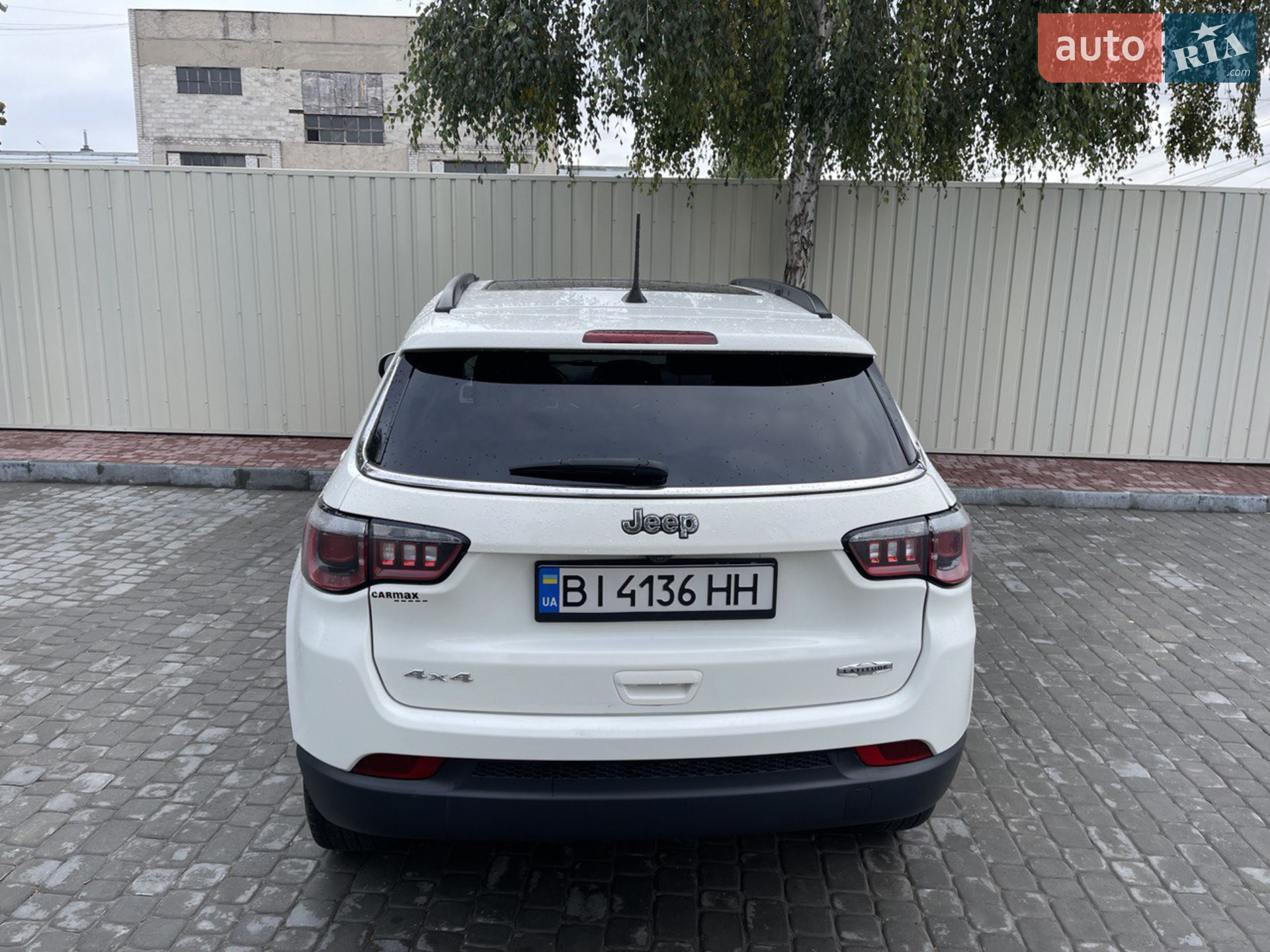 2017 Jeep Compass - мініатюра 3