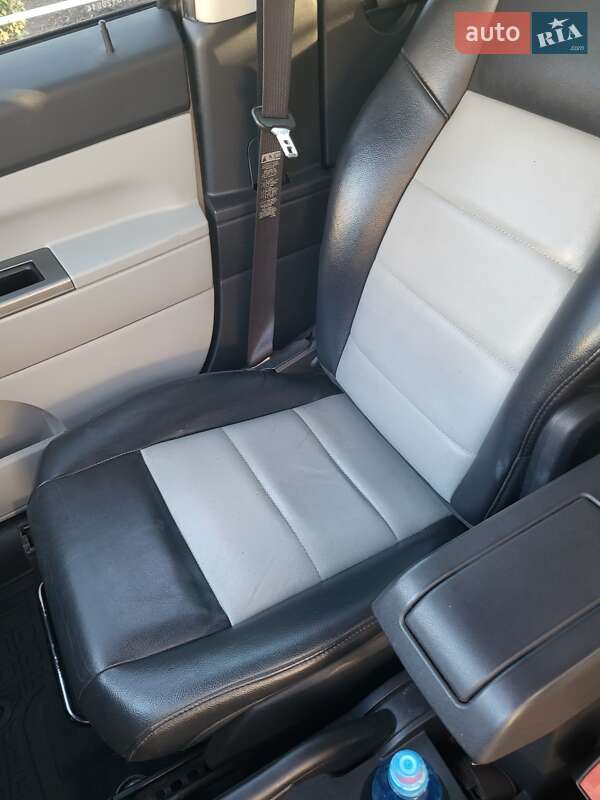 Внедорожник / Кроссовер Jeep Compass 2007 в Ямполе