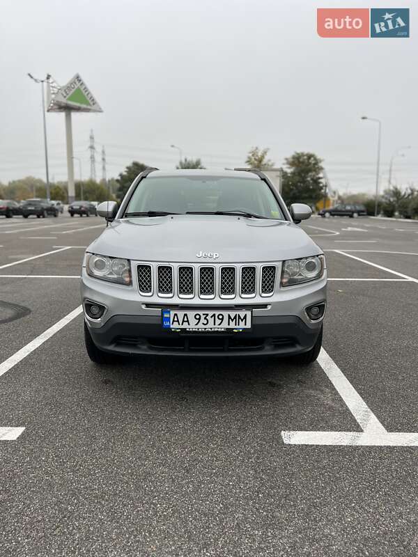 Позашляховик / Кросовер Jeep Compass 2014 в Києві