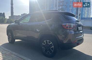 Внедорожник / Кроссовер Jeep Compass 2020 в 