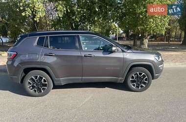 Внедорожник / Кроссовер Jeep Compass 2020 в 
