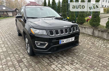 Позашляховик / Кросовер Jeep Compass 2017 в Рівному