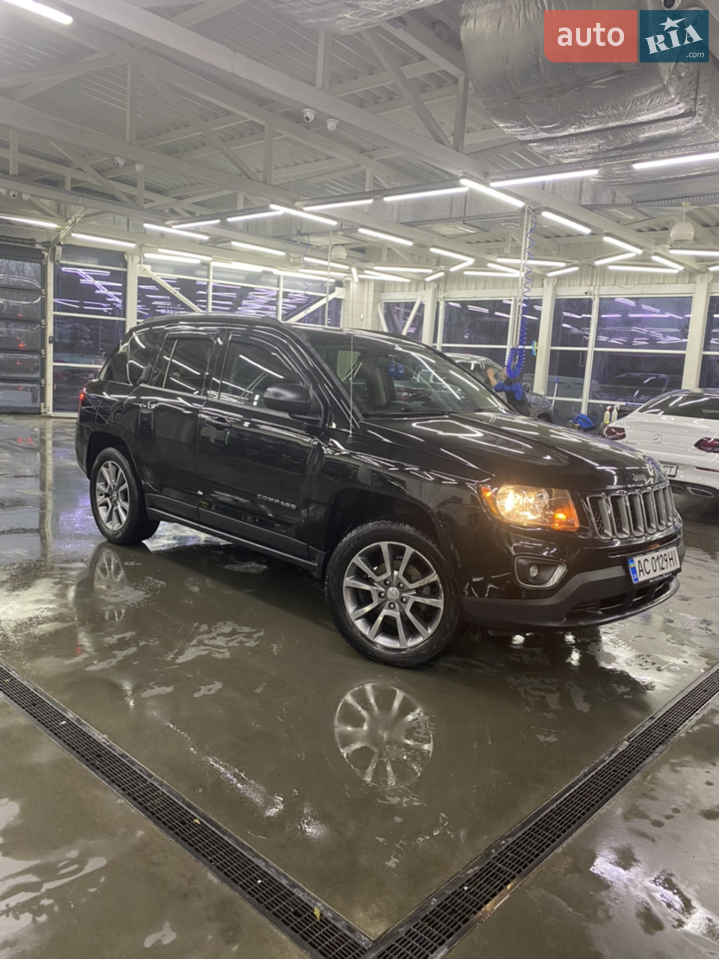 2016 Jeep Compass - мініатюра 2