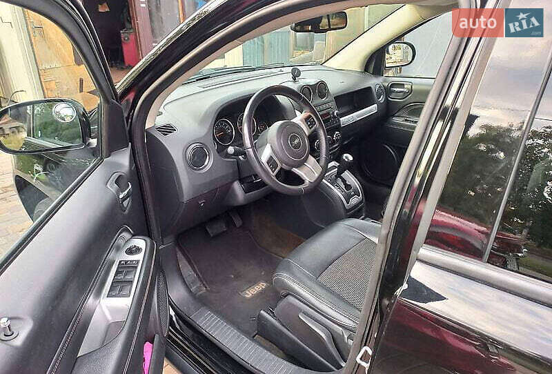 Внедорожник / Кроссовер Jeep Compass 2016 в Киеве