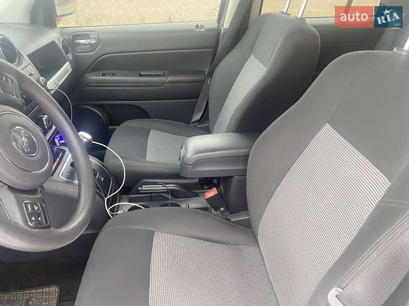 Внедорожник / Кроссовер Jeep Compass 2013 в Харькове