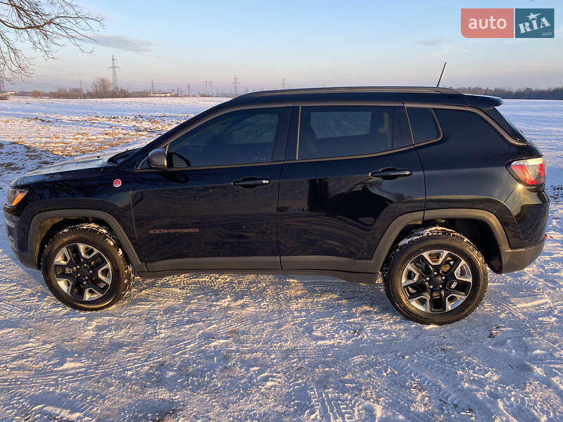 Внедорожник / Кроссовер Jeep Compass 2018 в Киеве