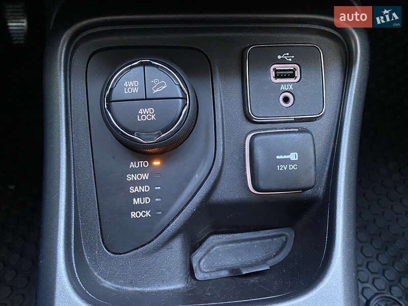 Внедорожник / Кроссовер Jeep Compass 2018 в Киеве
