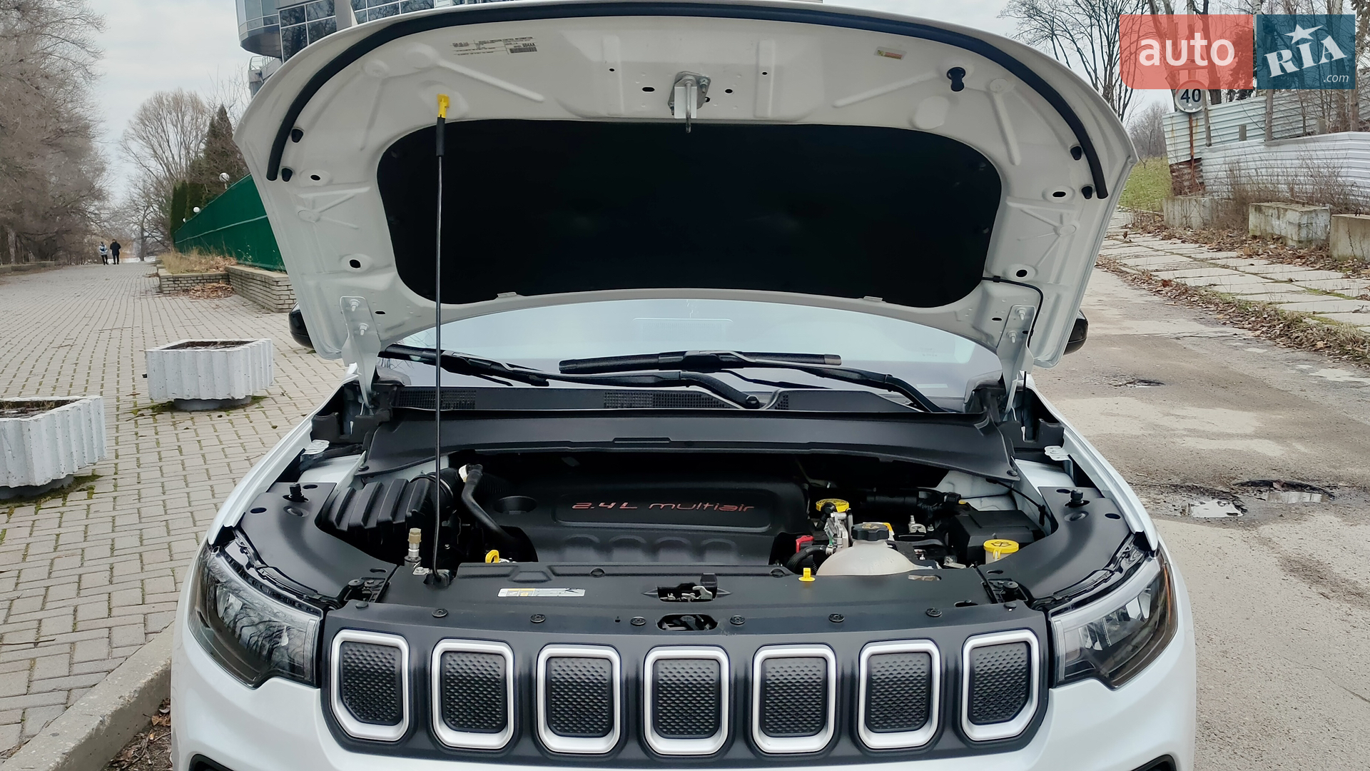 2022 Jeep Compass - мініатюра 12