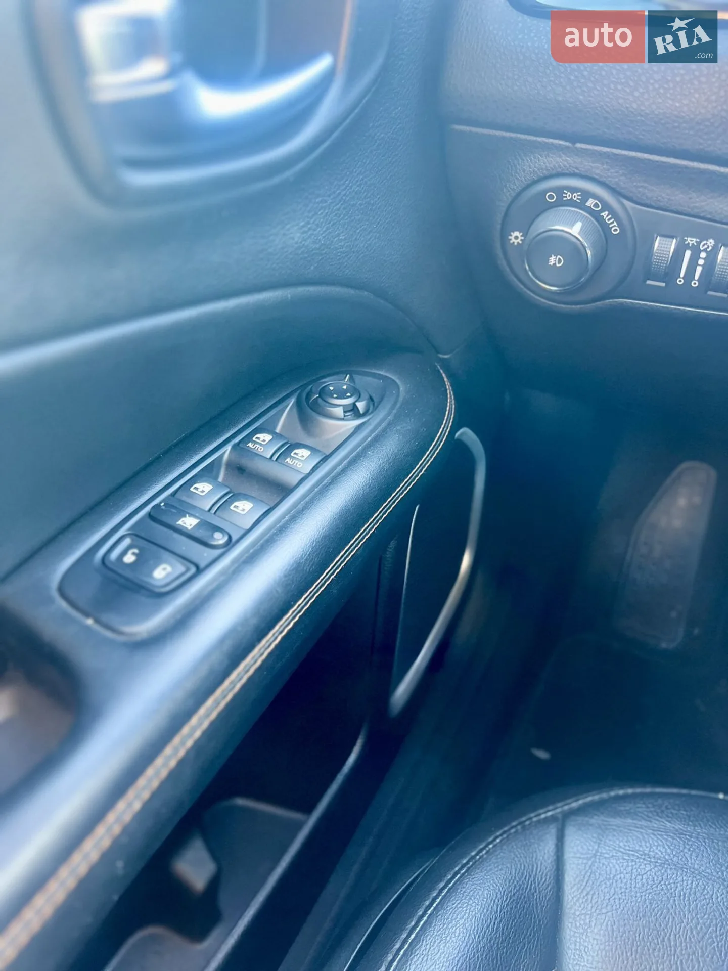 2018 Jeep Compass - мініатюра 24
