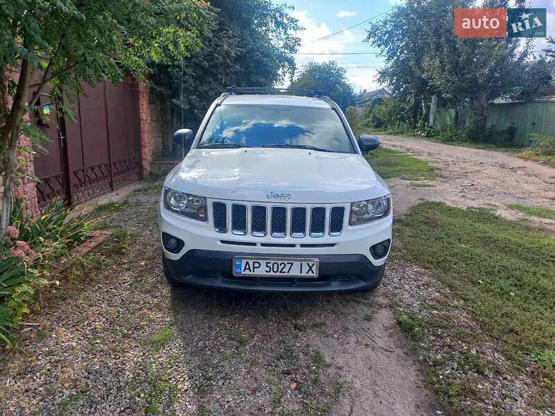 Внедорожник / Кроссовер Jeep Compass 2014 в Запорожье