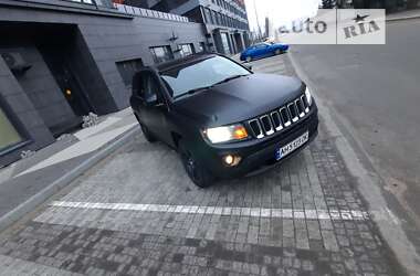 Внедорожник / Кроссовер Jeep Compass 2015 в Киеве