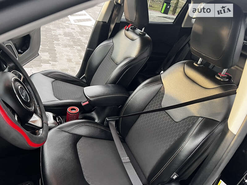 Внедорожник / Кроссовер Jeep Compass 2019 в Стрые