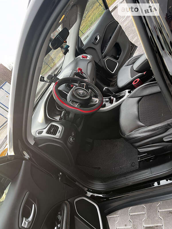 Внедорожник / Кроссовер Jeep Compass 2019 в Стрые
