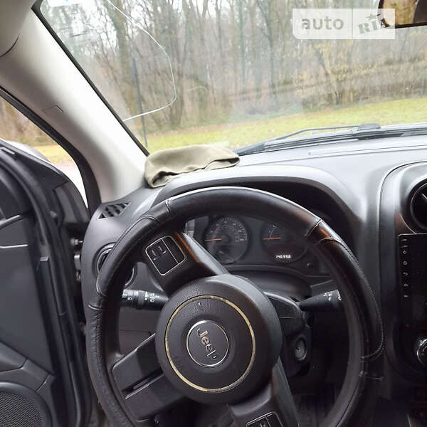 Внедорожник / Кроссовер Jeep Compass 2013 в Мукачево