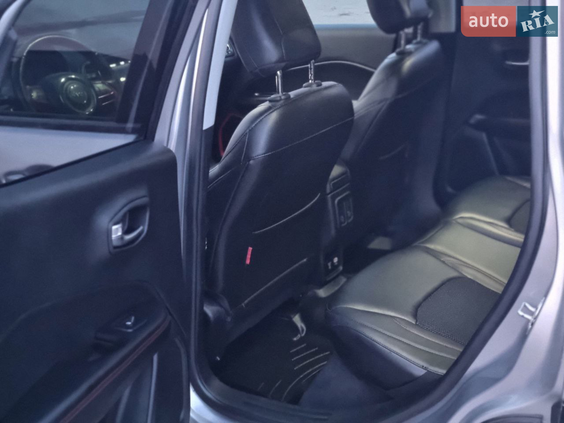 2019 Jeep Compass - мініатюра 20