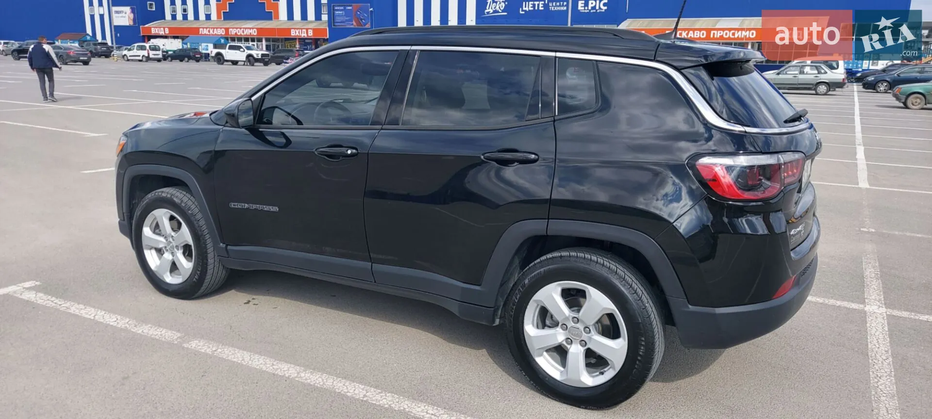 2017 Jeep Compass - мініатюра 2
