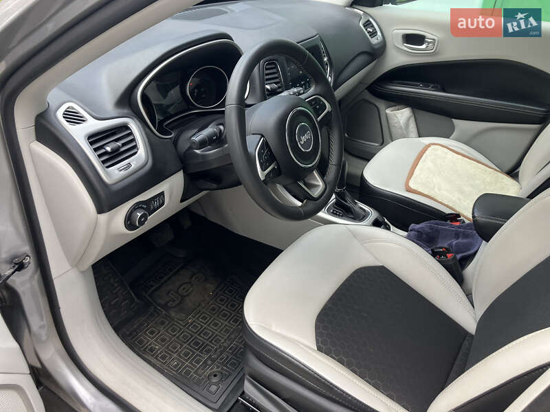 Позашляховик / Кросовер Jeep Compass 2020 в Дніпрі