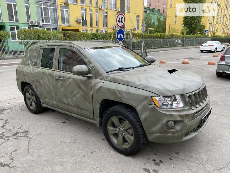 Внедорожник / Кроссовер Jeep Compass 2014 в Киеве